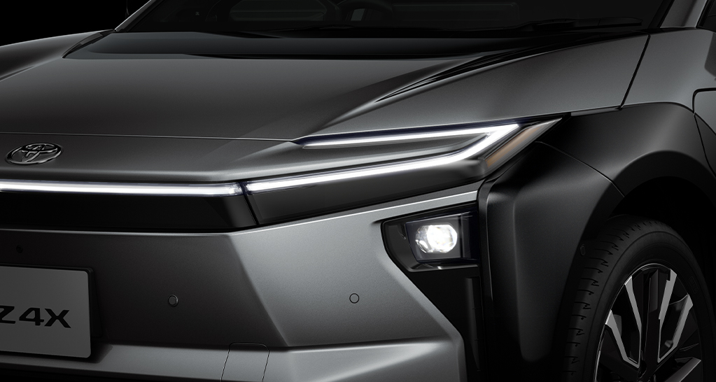 bz4x シャープなLEDヘッドライト