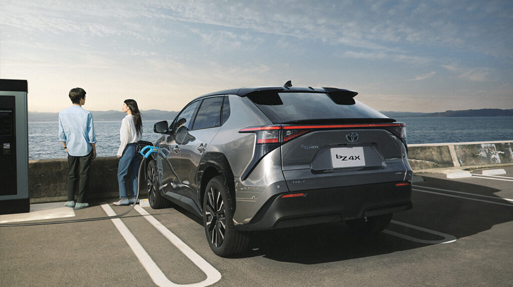 社用車としてのEVの最適解 ― トヨタbZ4X