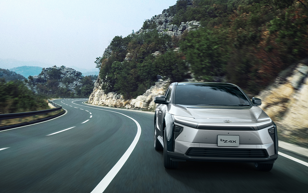 社用車としてのEVの最適解 ― トヨタbZ4X